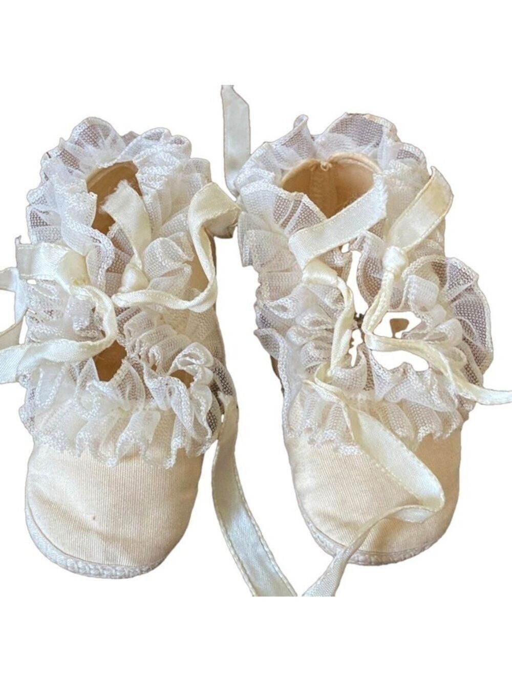 Baby Deer Shoes Made in USA Ivory with Lace Satin Ribbon Ties Size 1